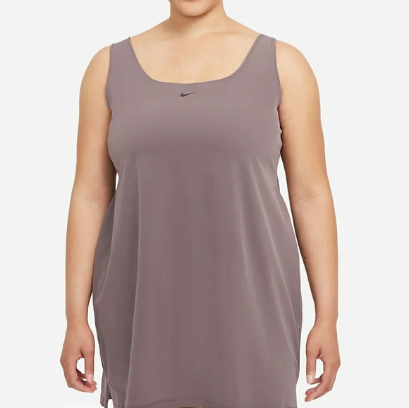 Nike Dresses & Skirts - Nike Bliss Luxe Training Dress - 1X - Length fr shoulder 34"